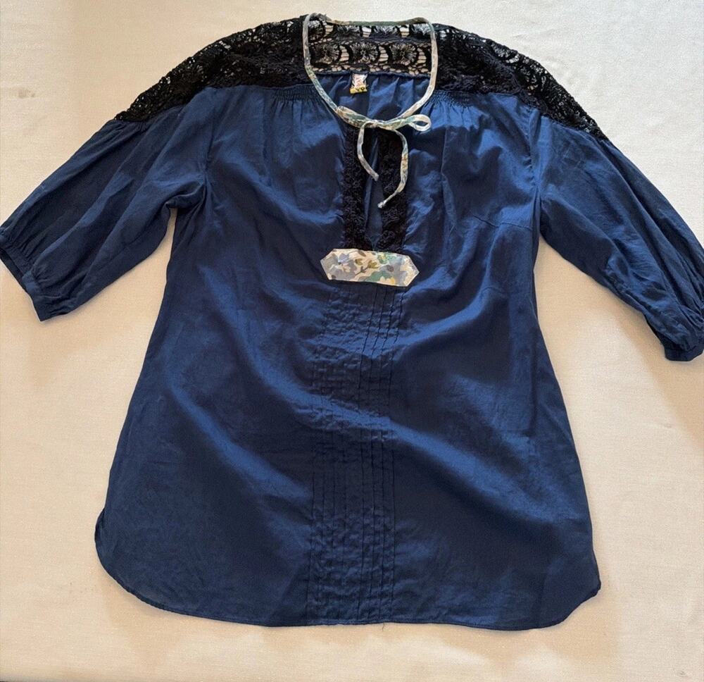 Free People Women Top Blouse Shirt Size Large Gathered Waist And Boho Details